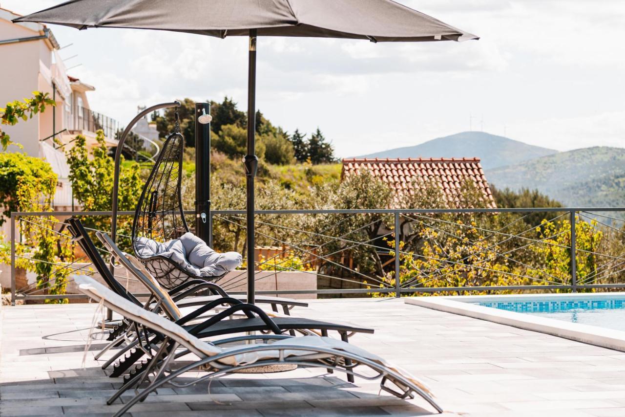 Guest House "The View" - With A Pool Donje Polje Exterior foto